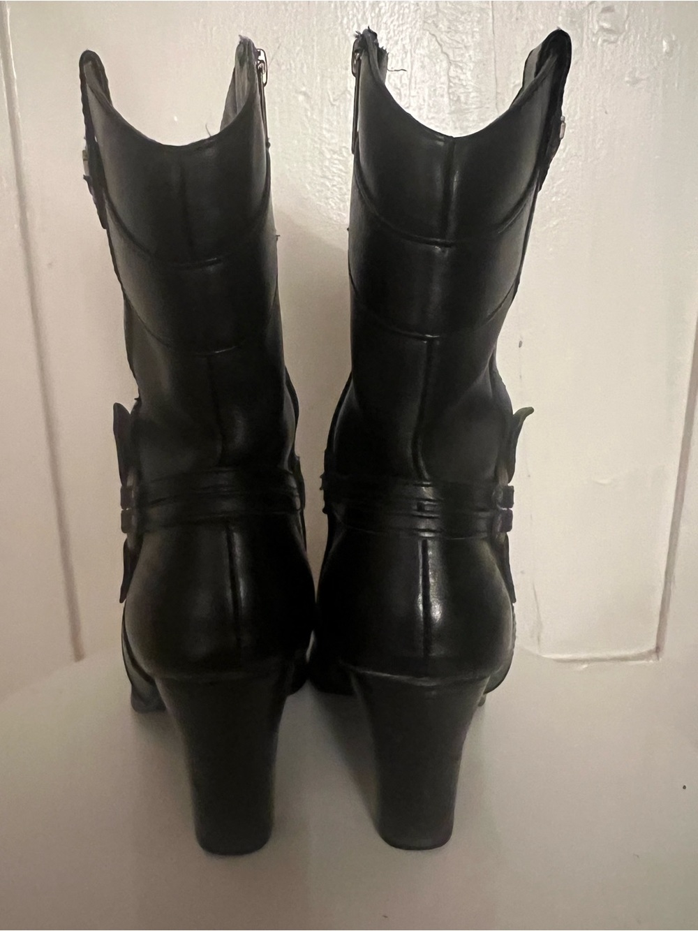 Harley Davidson boots. Size 7. - Picture 3 of 6